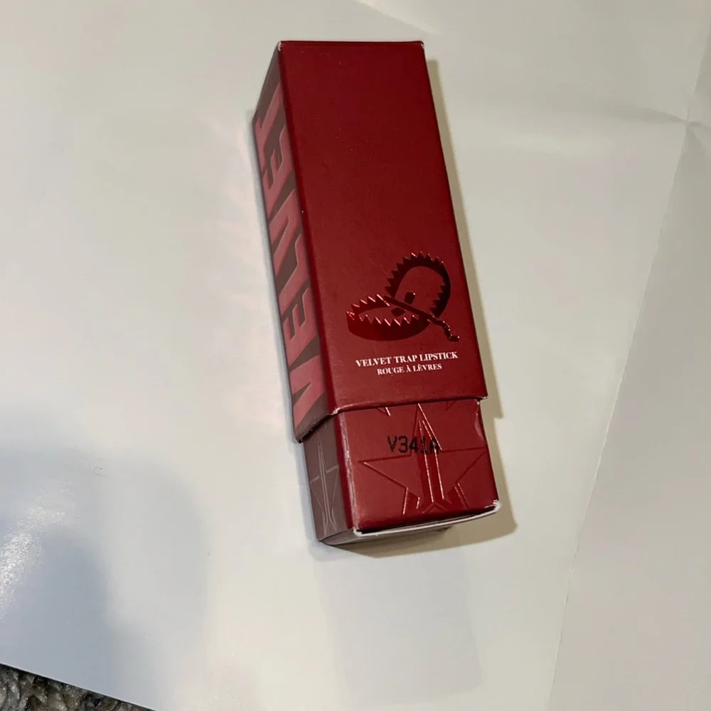 NIB Jeffree Star Cosmetics Velvet Trap Lipstick Mouse Trap